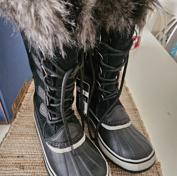 Sorel Joan of Arctic - Picture 3 of 3